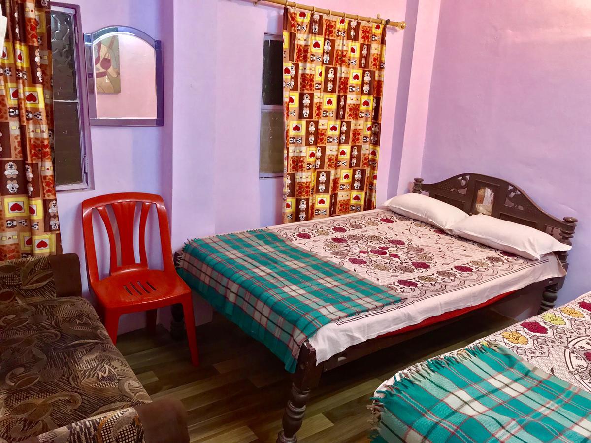 Golden Lodge Varanasi Exterior foto